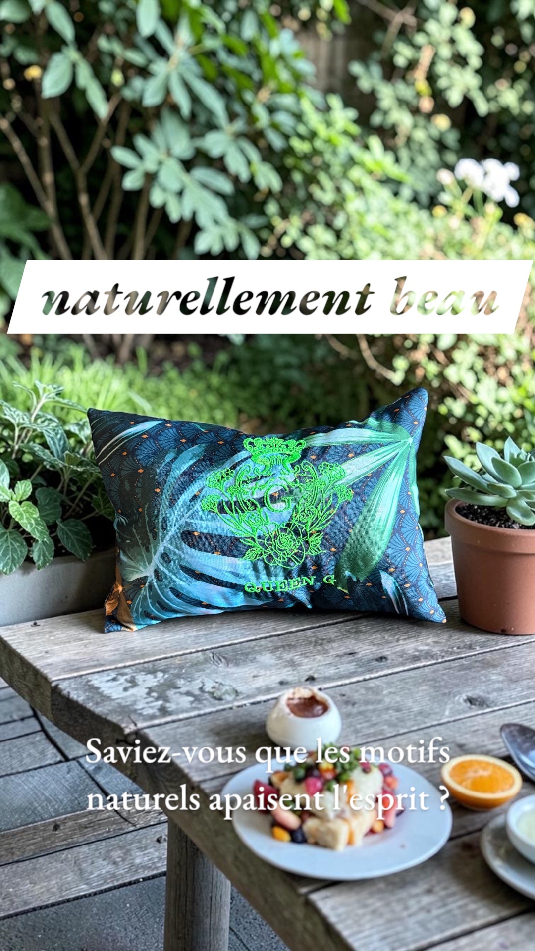 Coussin Queen G – Jungle Émeraude & Logo Vert Fluo