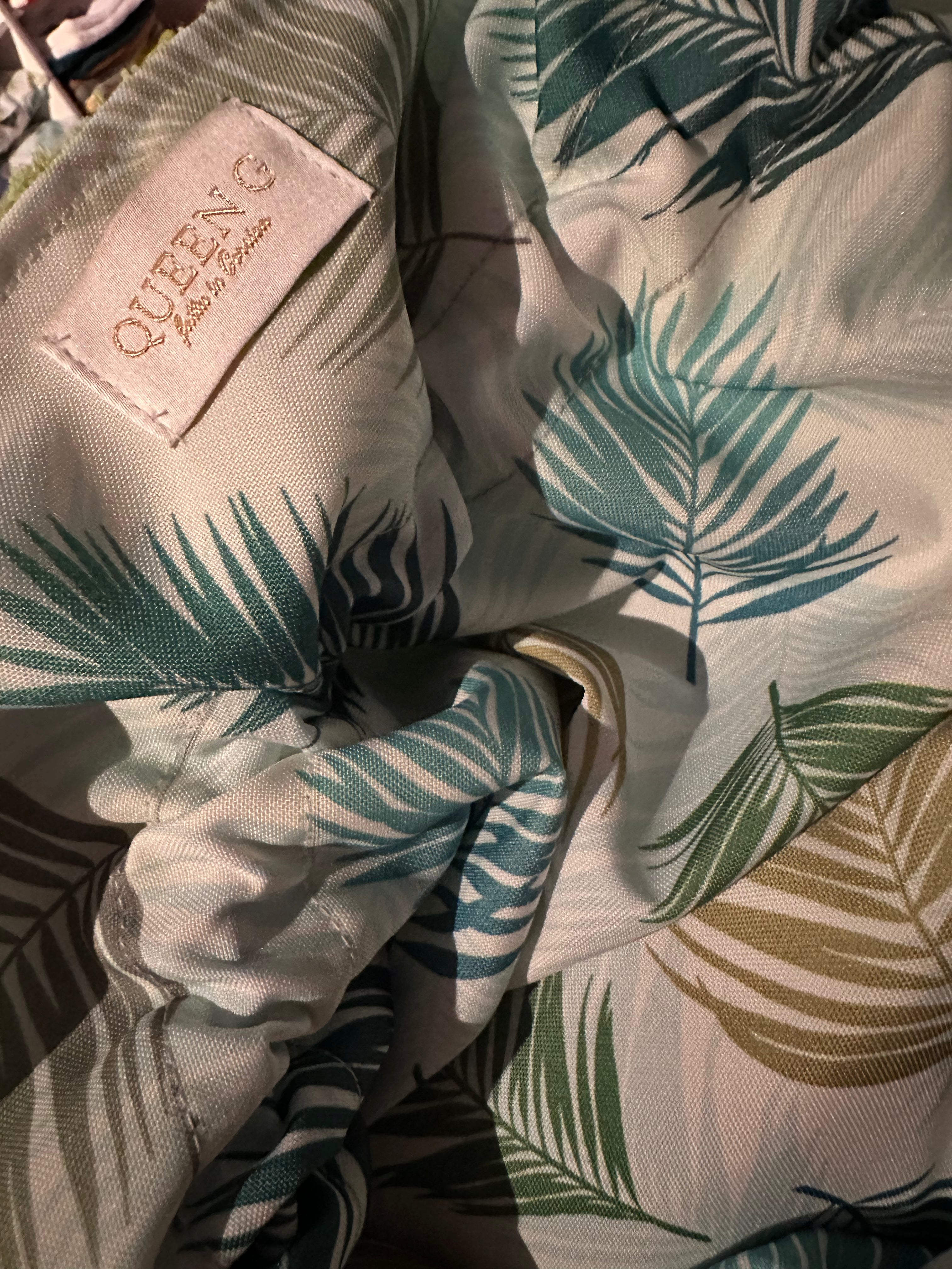 Modèle sac cabas moyen en éponge Bonie Vert pomme intérieur en cretonne enduite logo doré(ance dorée)