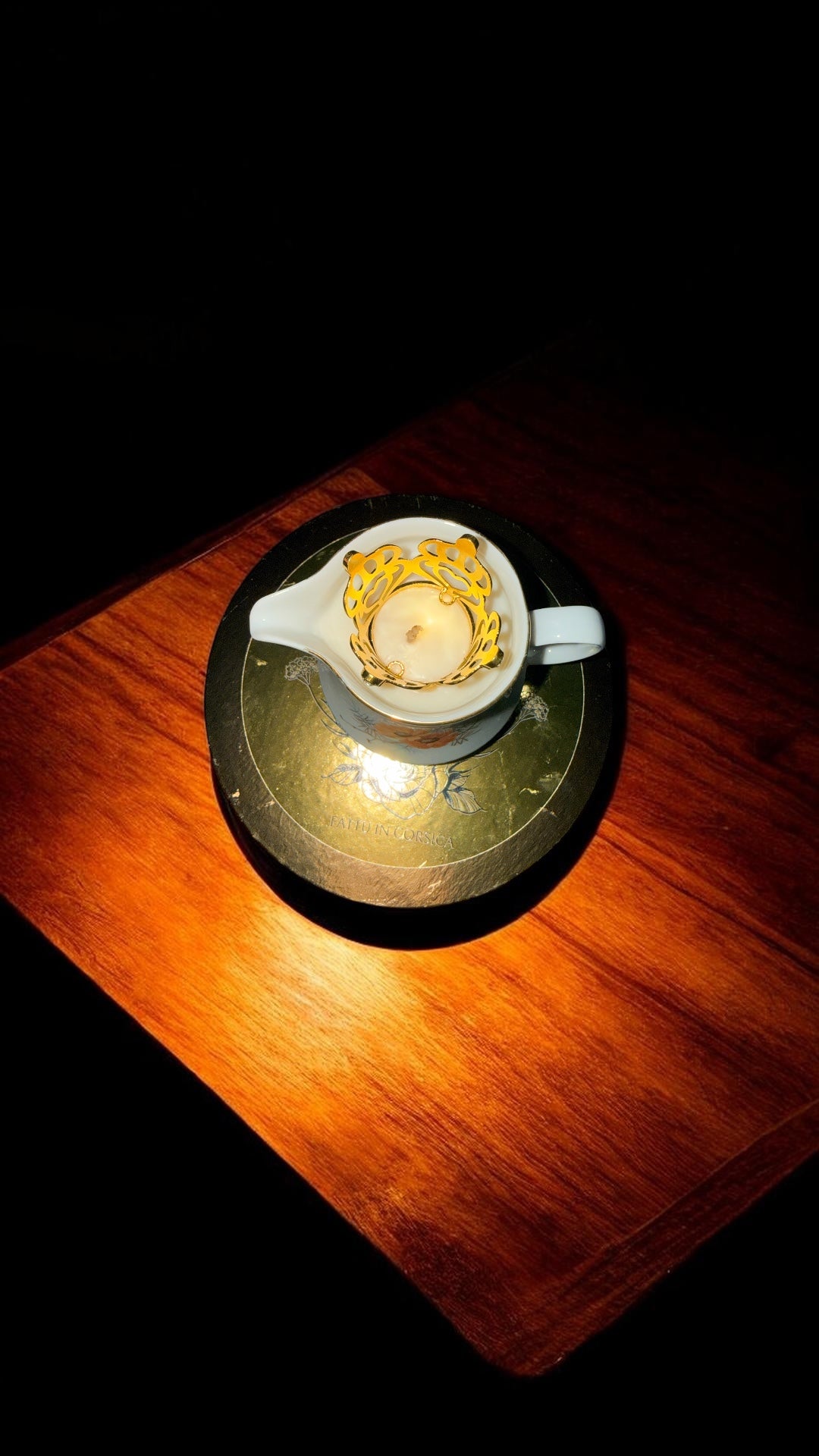 Bougie Queen G Ambre Gris