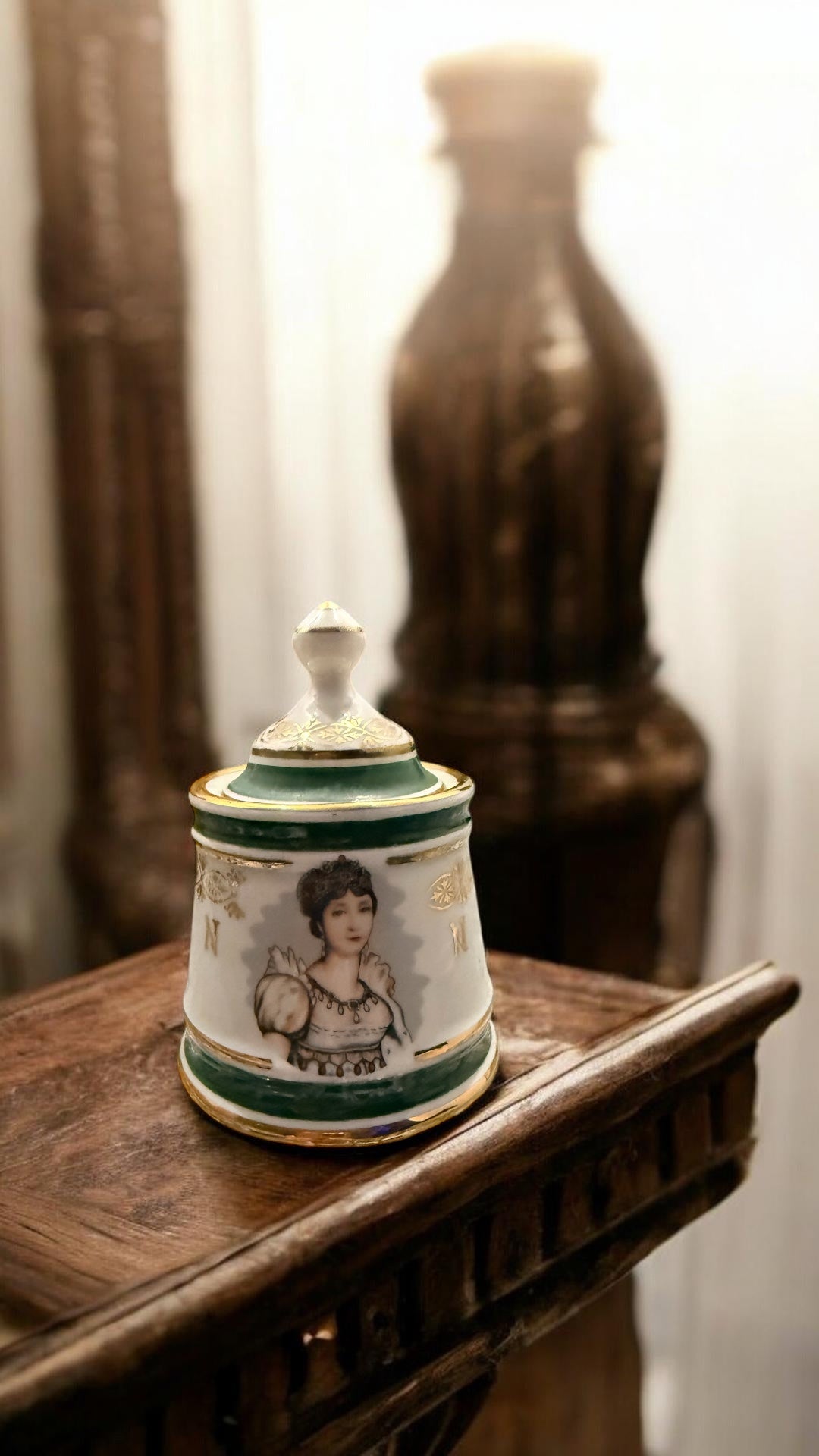 Bougie Queen G Ambre Gris