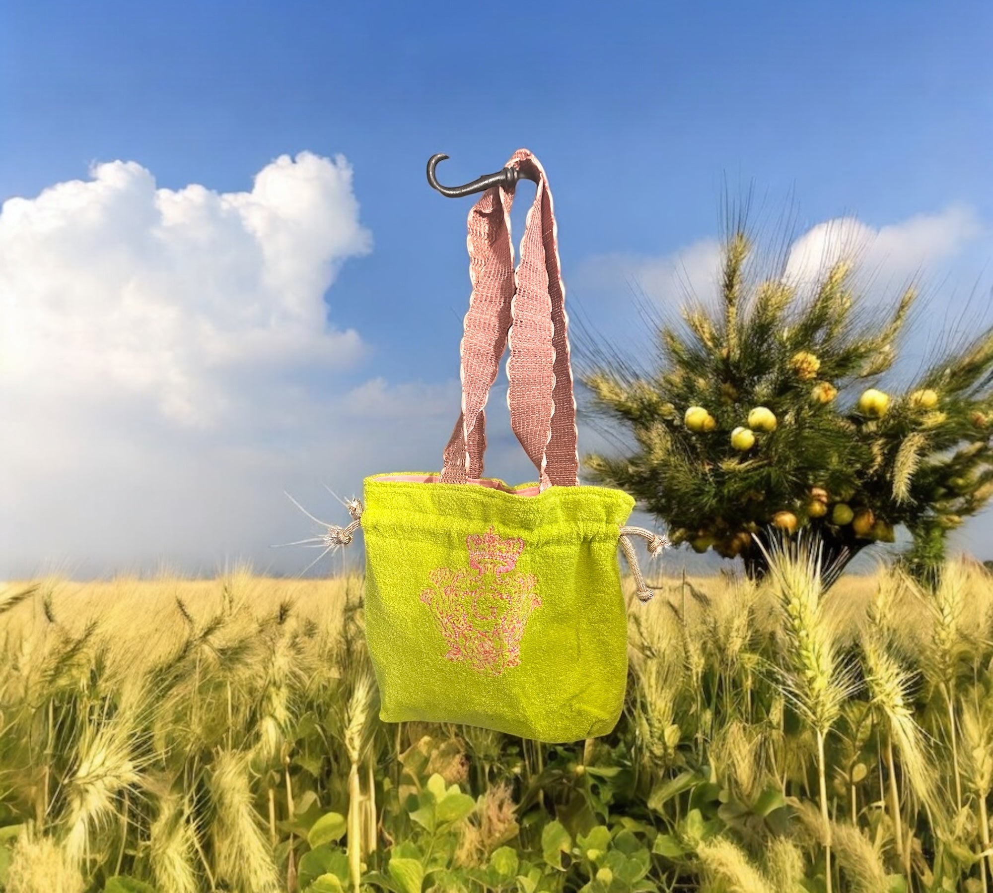 Modèle Mini sac cabas en éponge Vert Pomme intérieur en cretonne enduite Rose Logo Rose