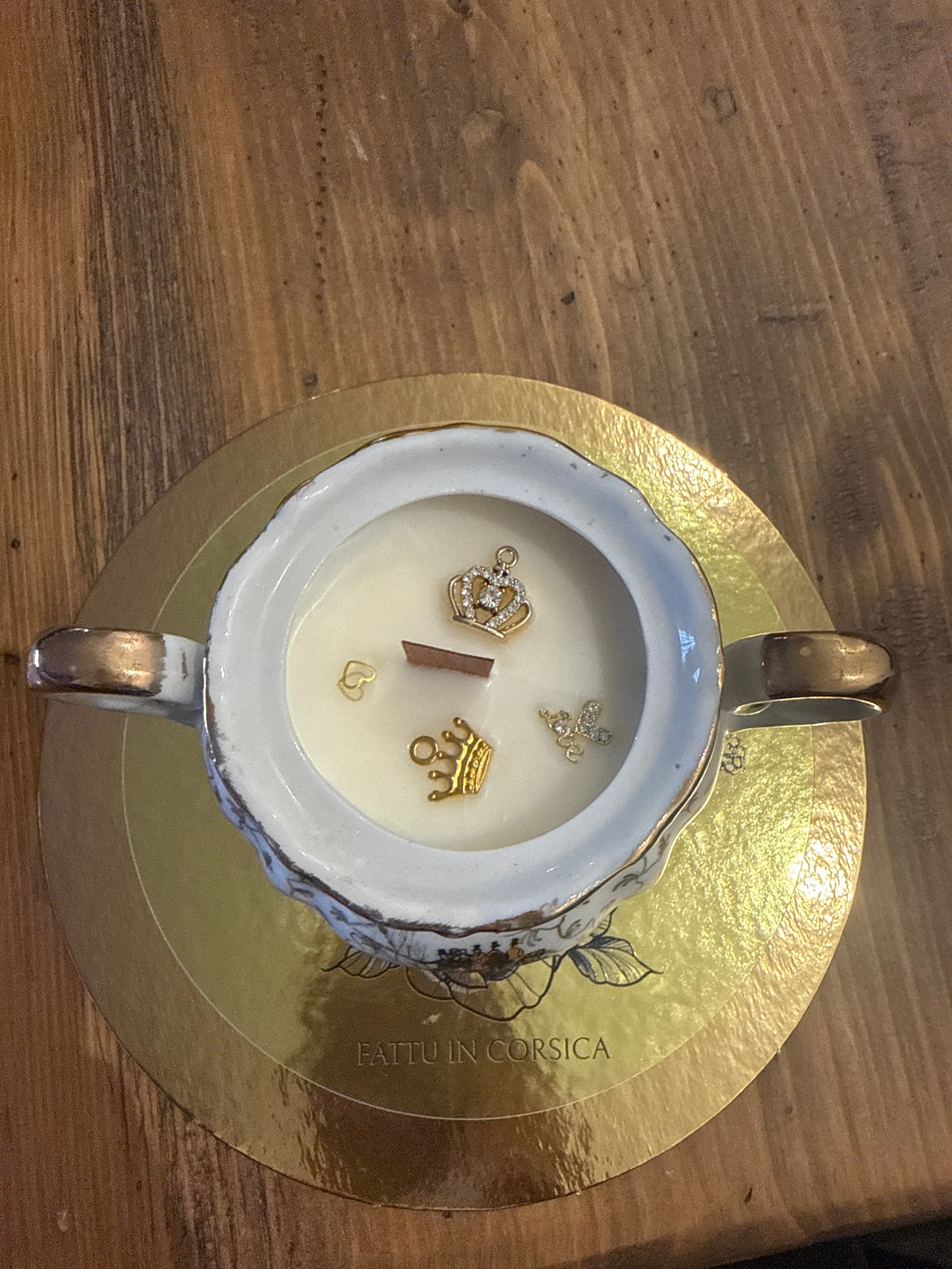 Bougie Queen G Chocolat Noisette