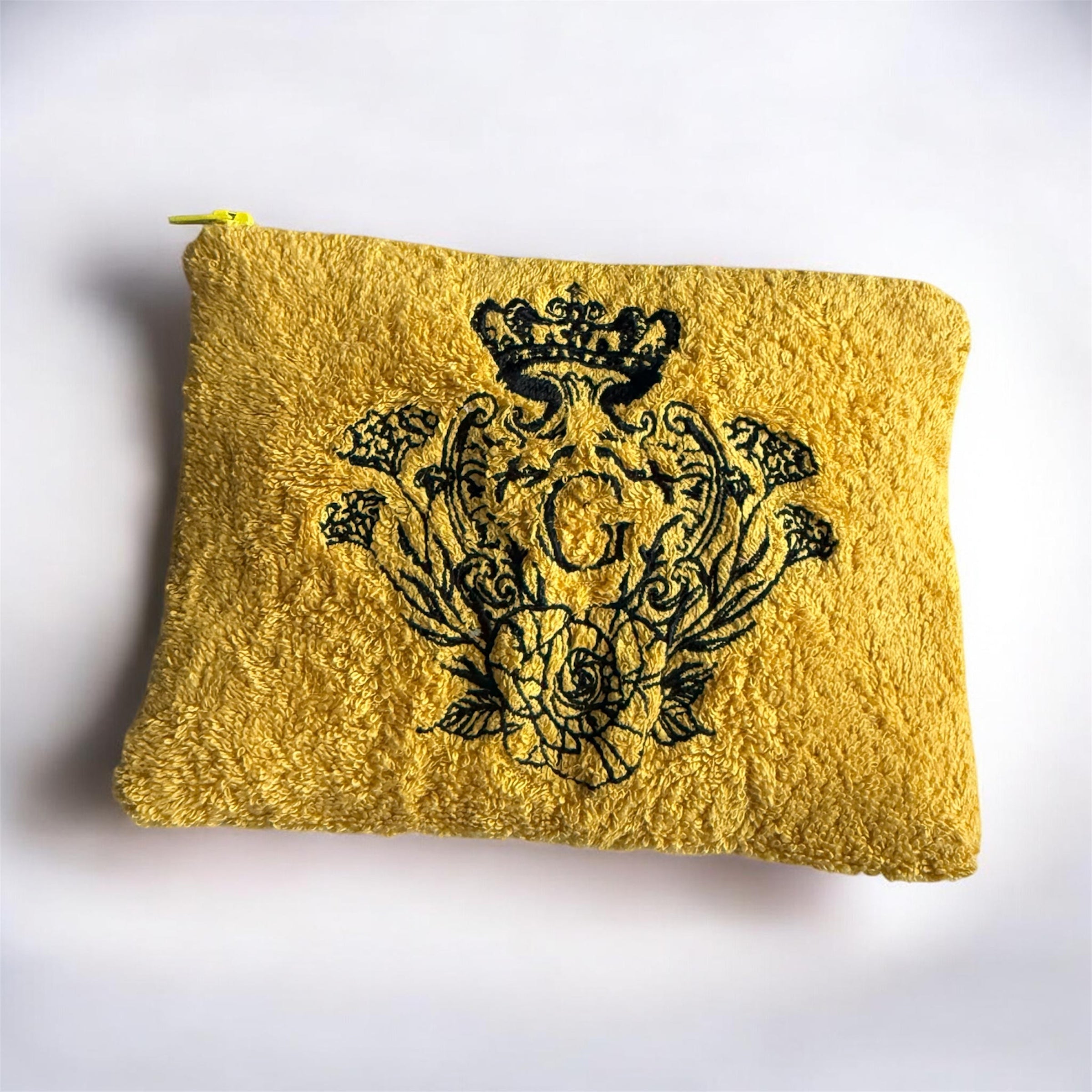 Pochette S en éponge Jaune moutarde intérieur en cretonne enduite logo Noir