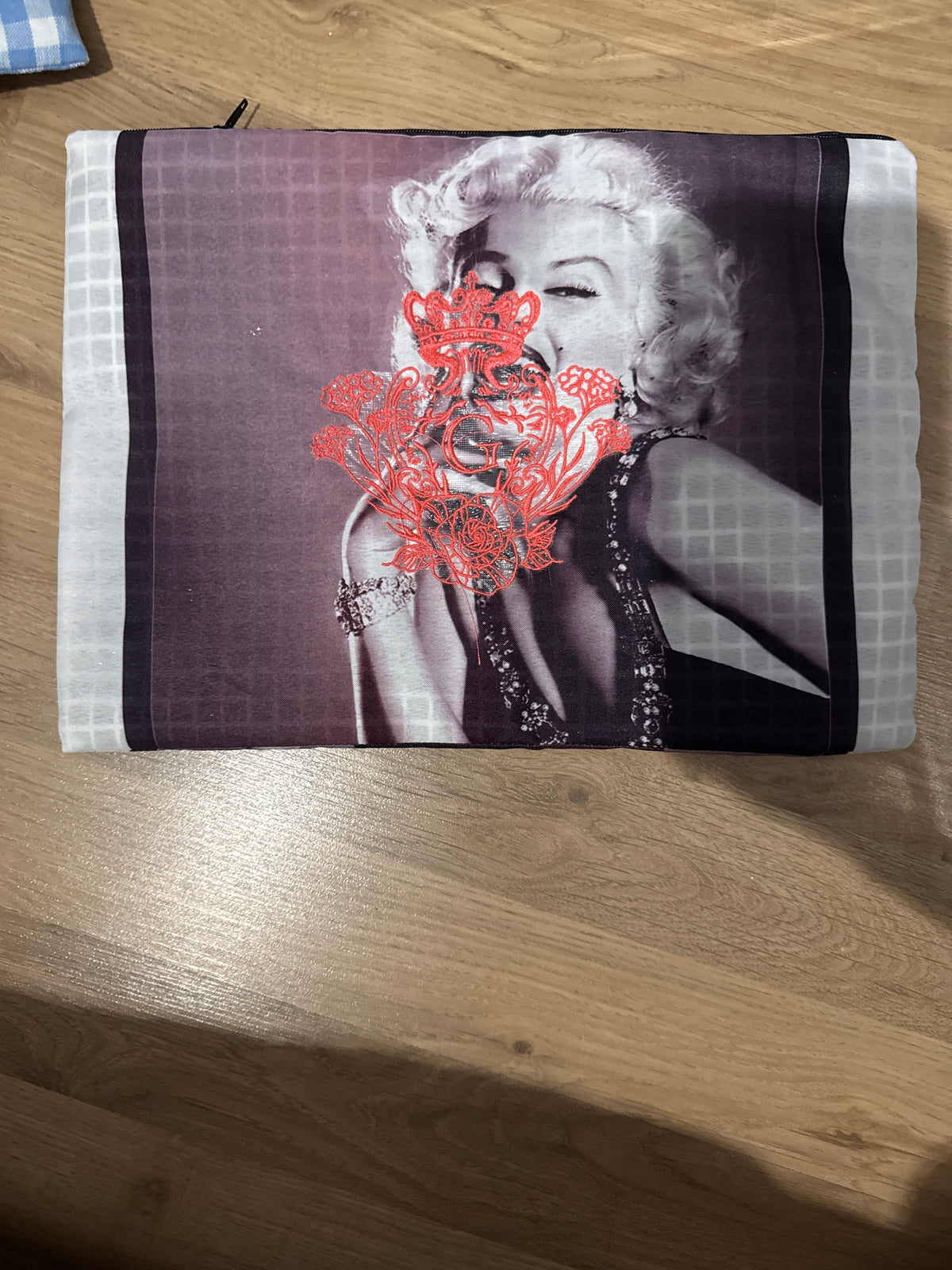 Pochette XL MARILYN QUEEN ❤️🖤