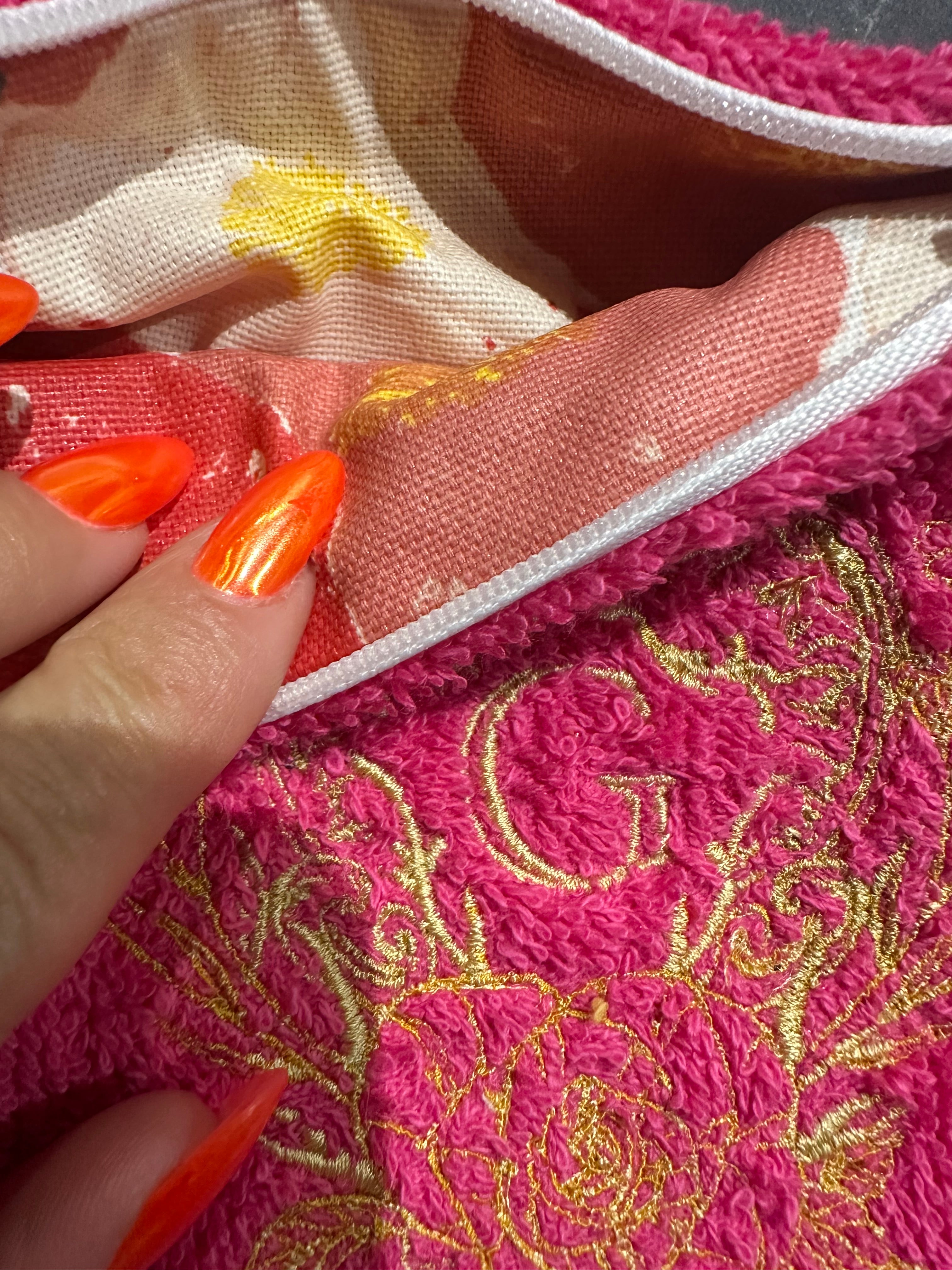 Pochette S en éponge Rose intérieur en cretonne enduite thème coquelicots logo Doré