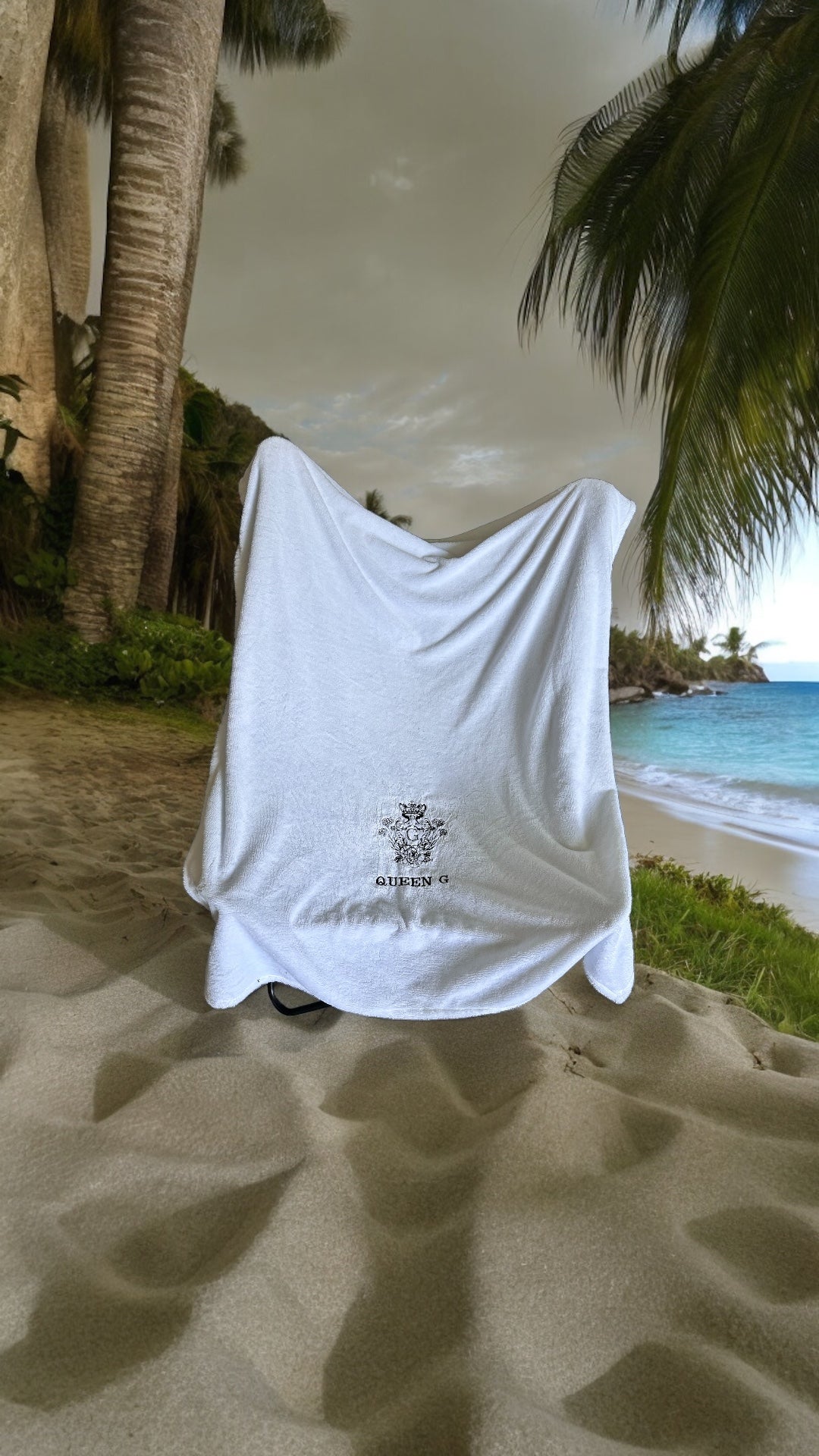 Serviette de Plage en Éponge Bambou Blanche Oeko-Tex certifié Logo brodé de couleur Noir