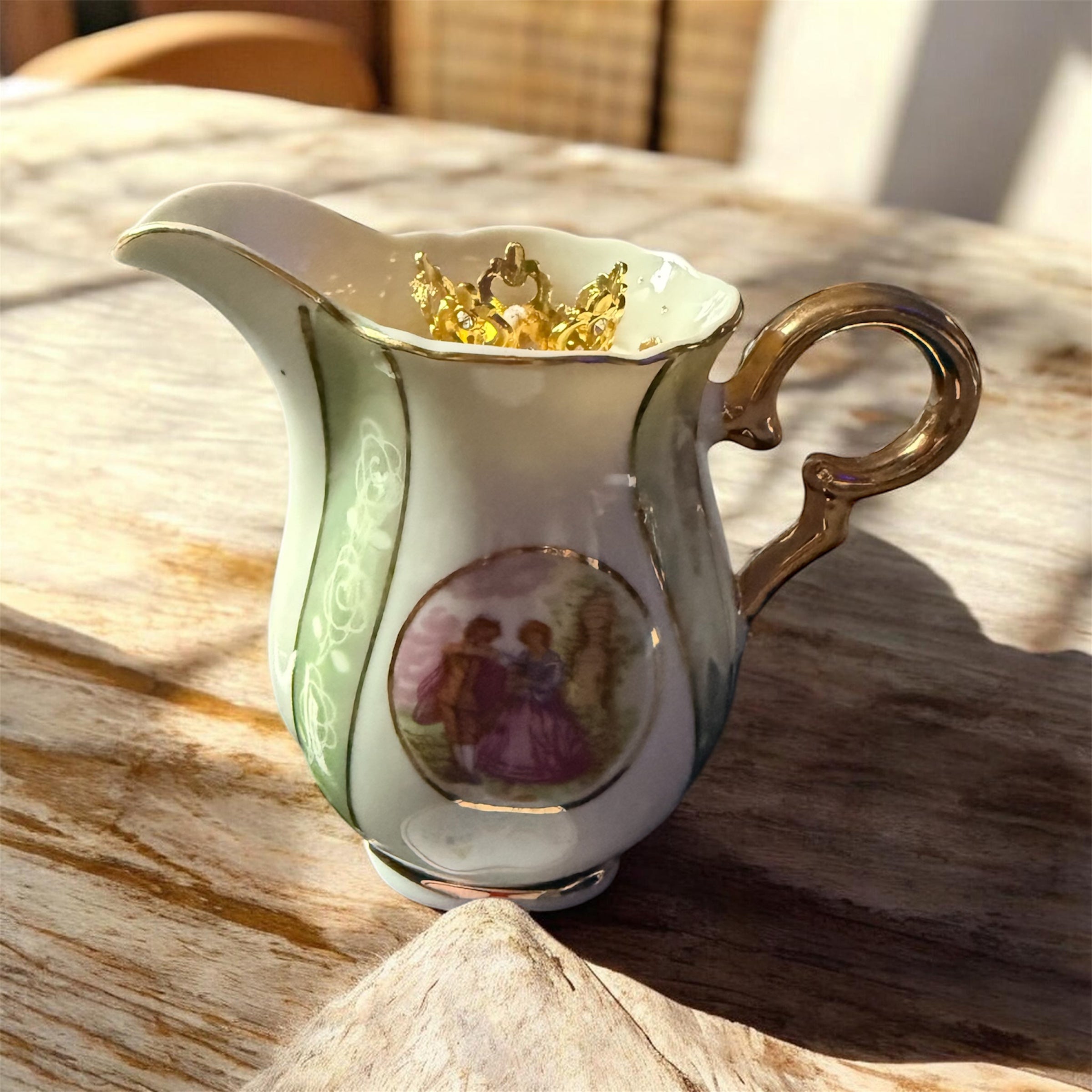 Bougie Queen G Ambre Gris