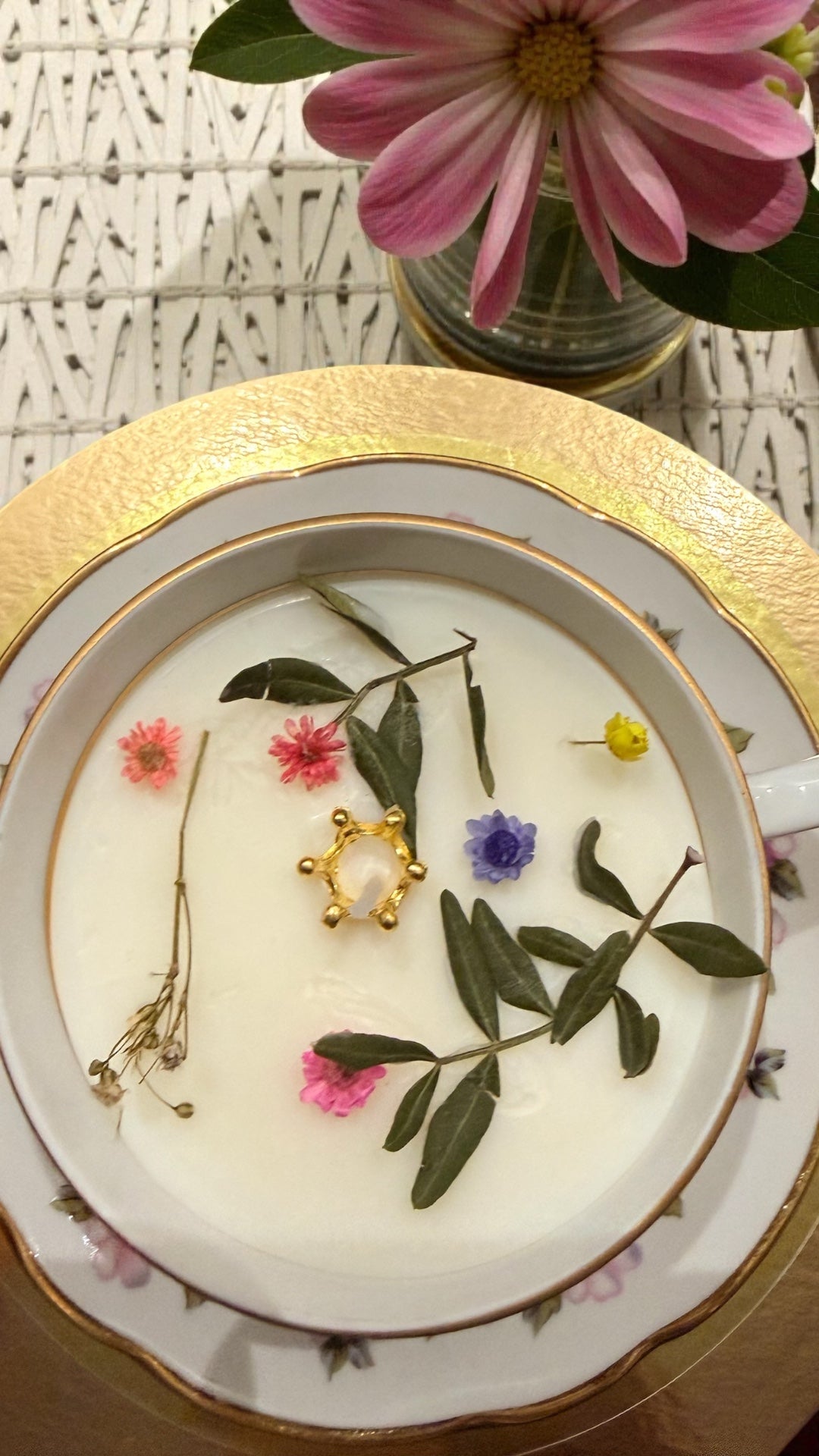 Bougie Queen G Ambre Gris